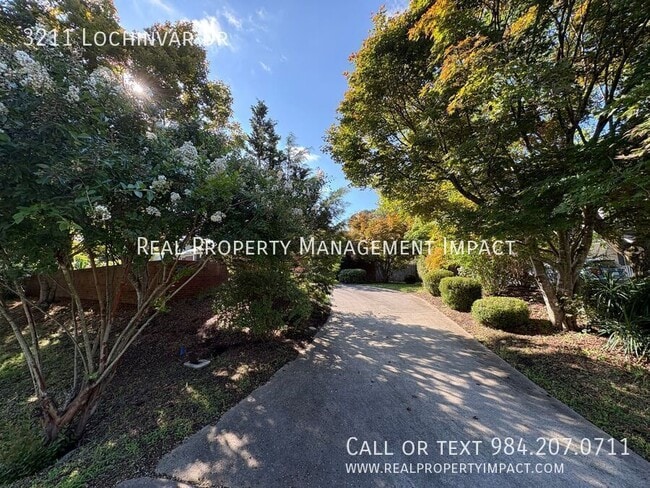 Photo - 3211 Lochinvar Dr