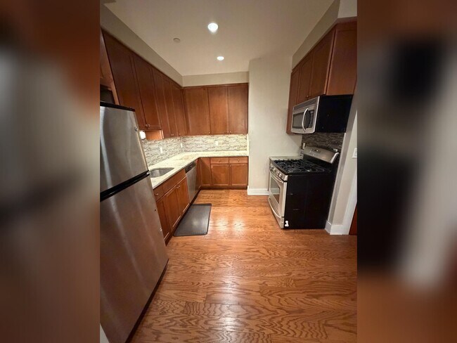 Photo - 66 Morris St Unit 201