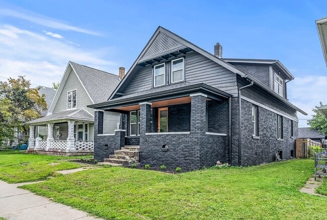 Photo - 941 E Raymond St