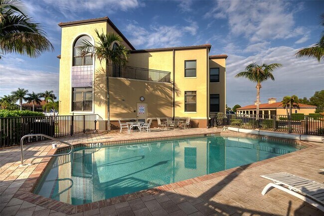 3334 Purple Martin Dr Unit 212