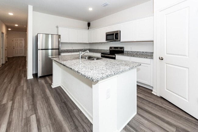 713 Pisces Ln