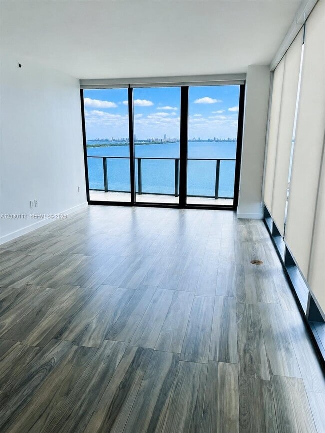 Photo - 460 NE 28th St Unit 1408