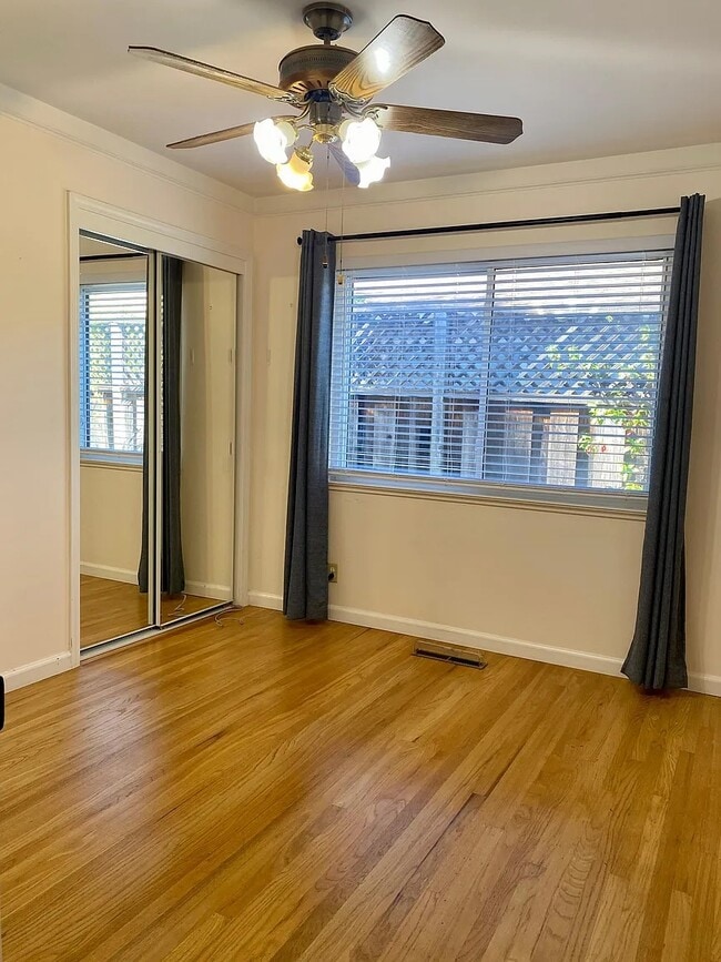 Photo - 1609 Blossom Hill Rd