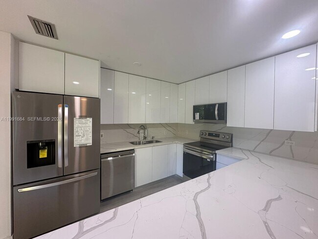 Photo - 3755 Oak Ave