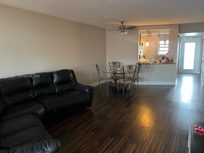 1770 NE 191st St Unit 700-1
