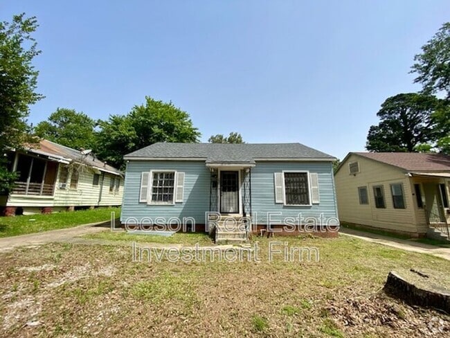 Building Photo - 230 E Lister St Rental