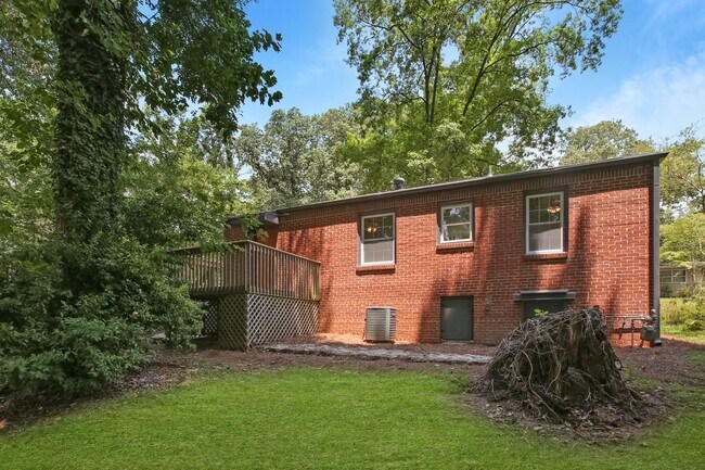 Photo - 3127 Cloverhurst Dr