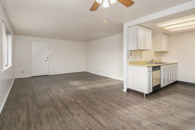 Full Dining Room with Spacious Living Room!