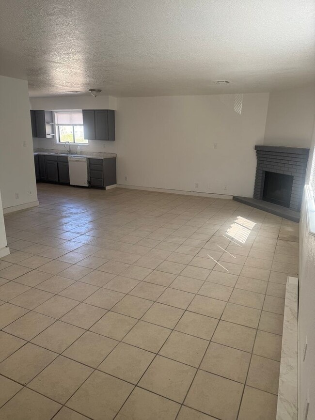 Photo - 6987 Mendon Ln Unit Ut 4