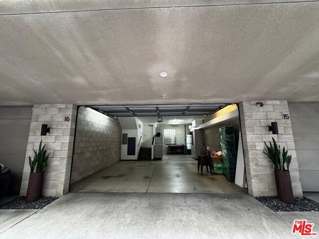 Photo - 717 Highland Ave Unit 16