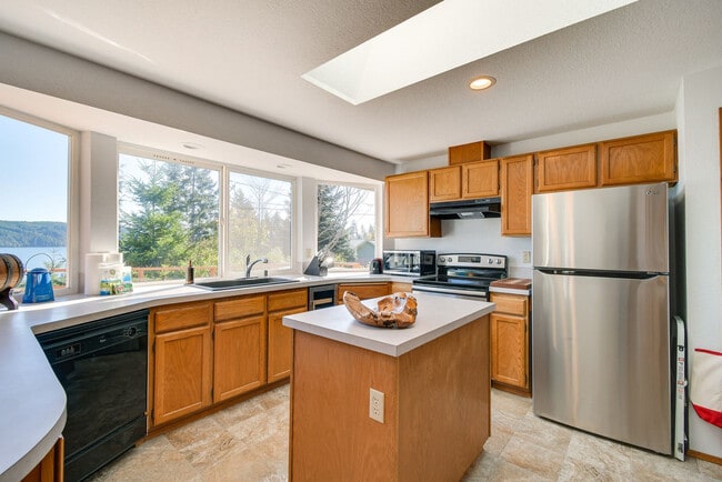 Photo - 131 N Mardell Ave Unit SI ID1546384P