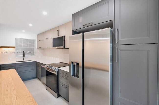 Photo - 54 Isle of Venice Dr Unit 7