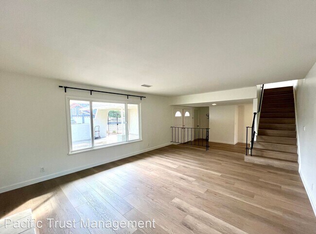 Photo - 4 br, 3 bath House - 9163 Evergreen Dr.