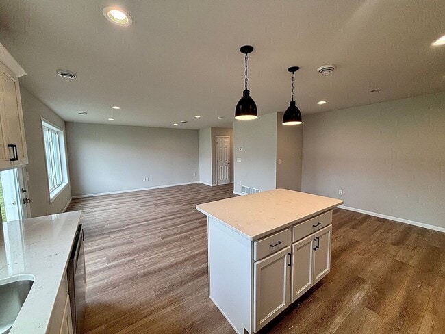 Photo - Modern Living Meets Comfort – 3 Bed, 2.5 Bath Twin Home!