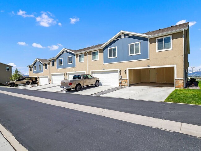 Photo - Herriman 3 Bedroom Townhouse Ready to be Called Home! Unidad 14844