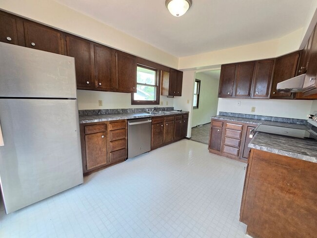 Photo - Cute 2-bedroom duplex in Normal!