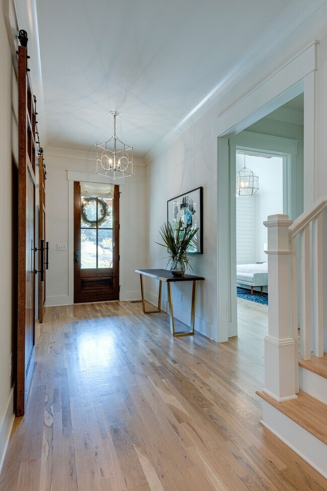 Photo - 118 Cheekwood Terrace