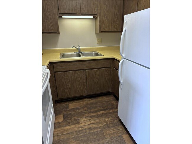 Photo - 107 N 4th Ave Unit 1