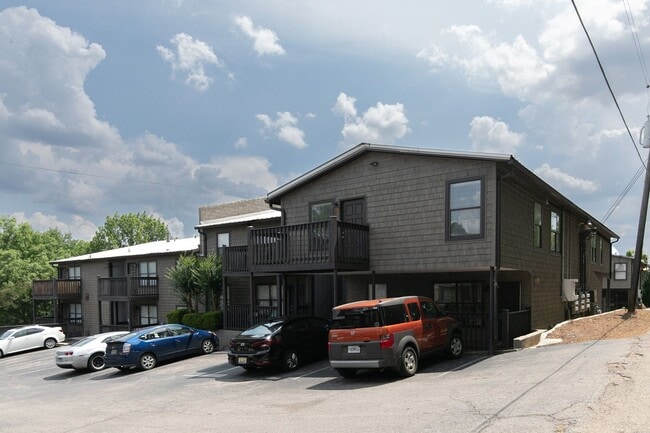 Photo - 5th Avenue Apartments