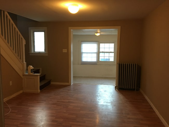 Photo - 4619 Kraydor St