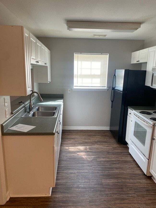 Photo - Beautiful 3 Bedroom 3 Bath