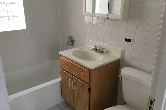Photo - 5415 S. Woodlawn Avenue