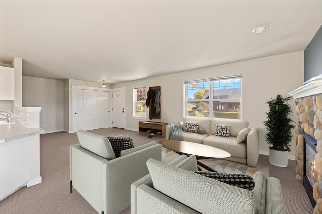 Living Room - 306 S Main St Unit A1