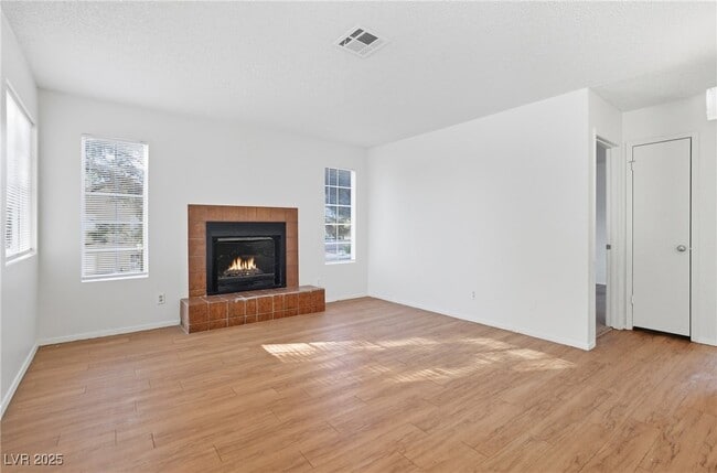 Building Photo - 2753 Alicialynn Way