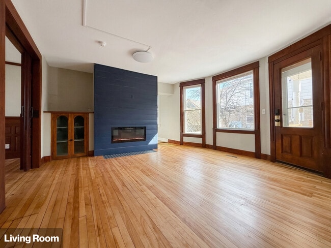 Living Room - 2613 Bryant Ave S Unit 2613 Bryant Ave S - FL1