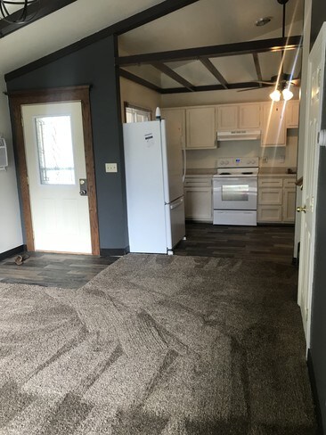 Photo - Eastridge Arms