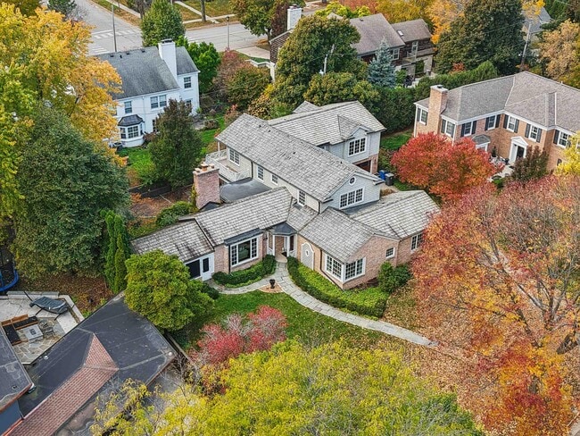 Photo - 5969 N Shore Dr