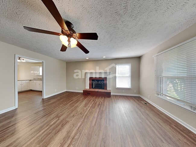 Photo - 1714 Bridget Dr
