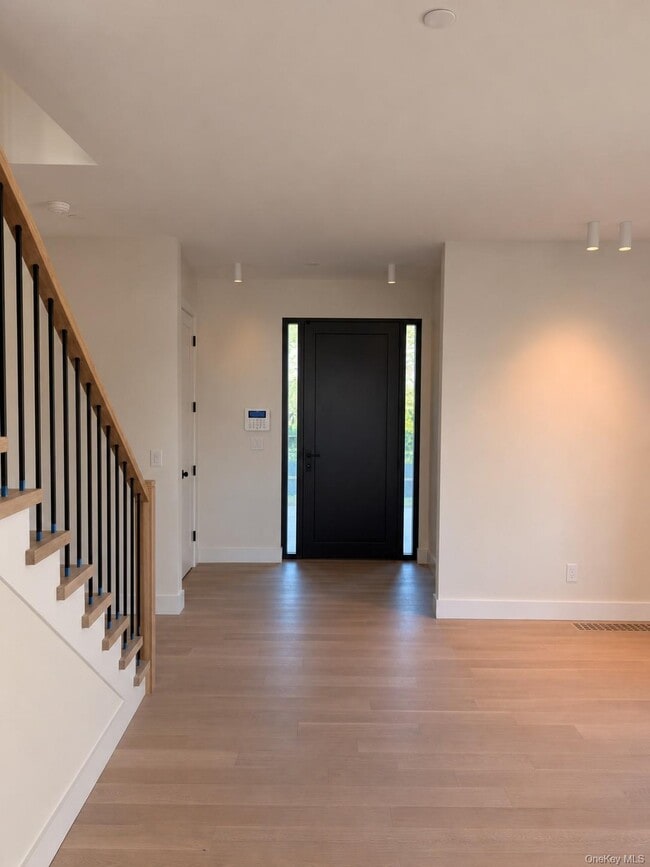 Photo - 124 Nelson Ave