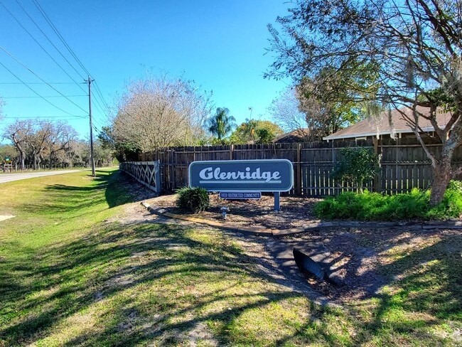 Photo - Glenridge 3/2 Home Located in Lakeland