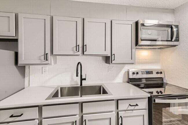 Photo - 3145 W Arkansas Ave Unidad 107