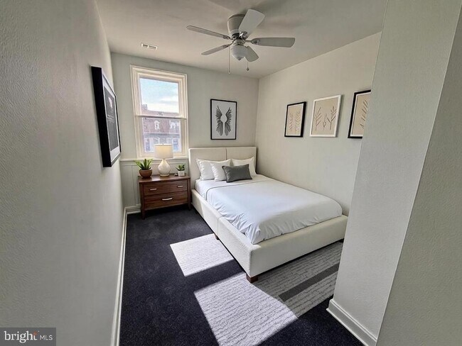 Photo - 4555 Bleigh Ave