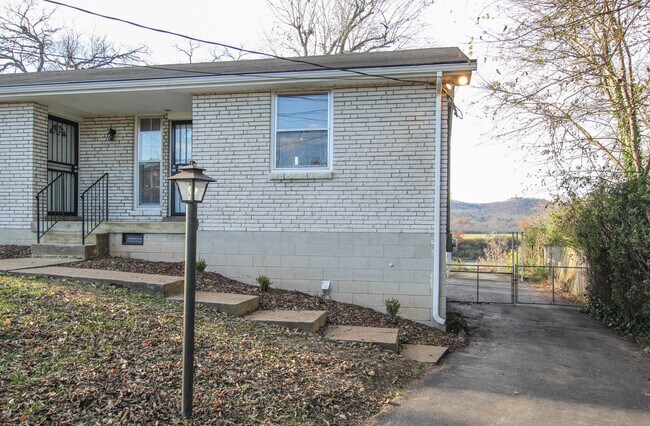 Photo - Lovely rental in Nashville with great views of the Cumberland River! Coming Soon!