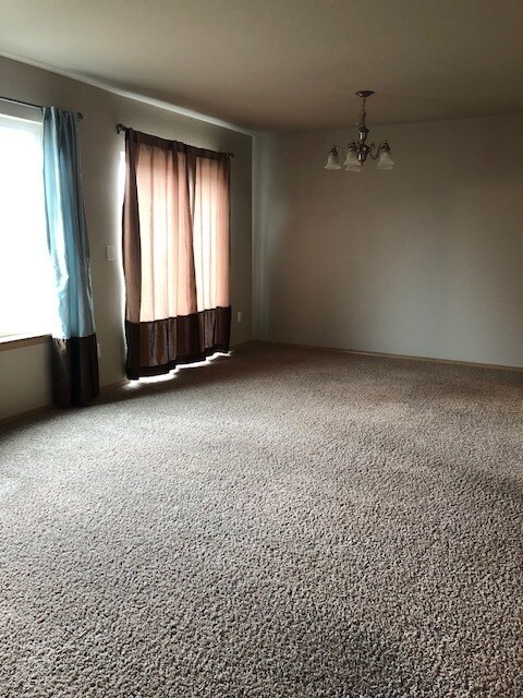 Photo - Spacious 4 bedroom, 2.5 bath, in Breckenridge Community