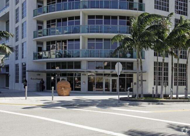Midtown 4