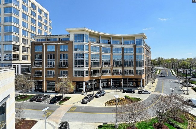 Photo - 1133 Metropolitan Ave Unit 203