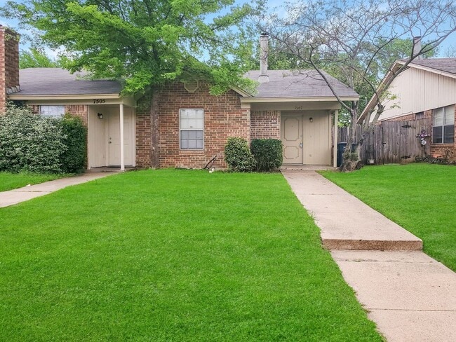 Building Photo - 7507 Tiffany Meadows Ln