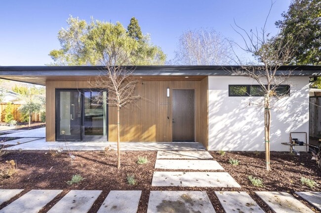 Building Photo - Newly Constructed 2 Bed, 1 Bath ADU in Barron Park w/ AC & Private Patio