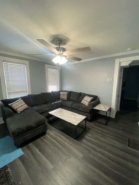 Photo - 220 Bassett St