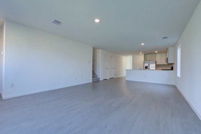 Photo - 285 Douglas Hls Dr