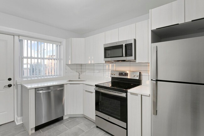 Photo - 7634 N Eastlake Terrace Unit 1N
