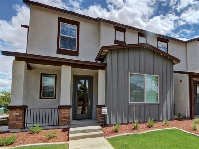 Building Photo - 20762 W Thomas Rd Rental