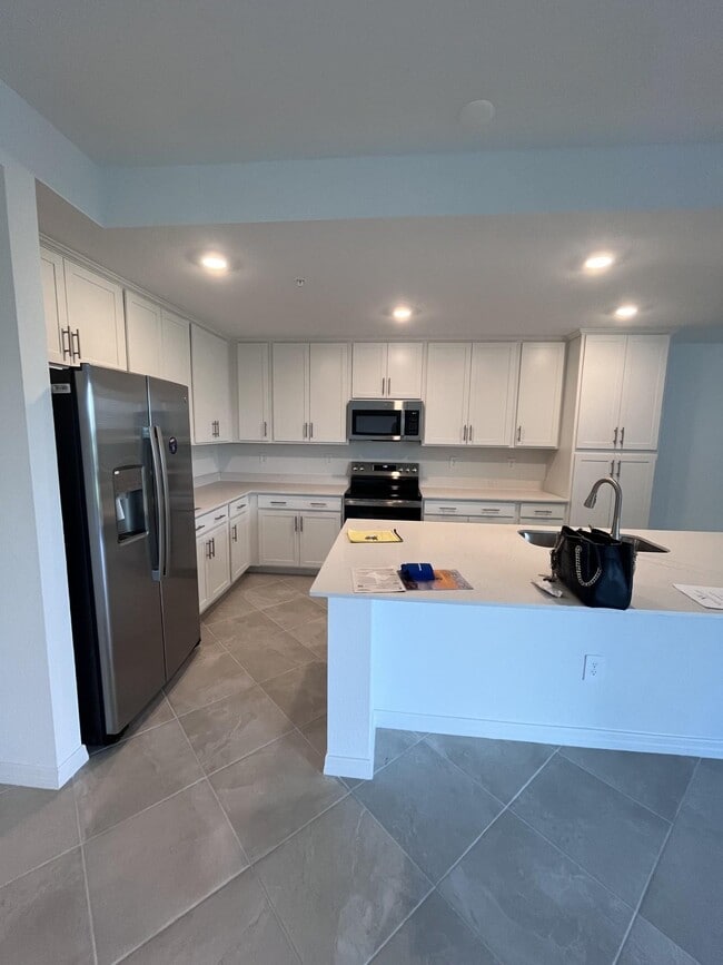 Building Photo - 12320 Wellen Golf St Rental
