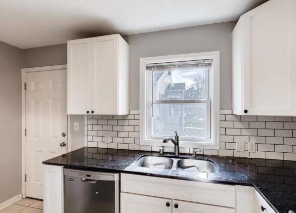 Photo - 1432 Lake St NE Unidad 1432 B