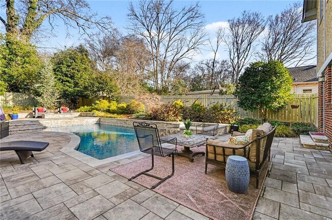 Photo - 39 Alden Ave NW