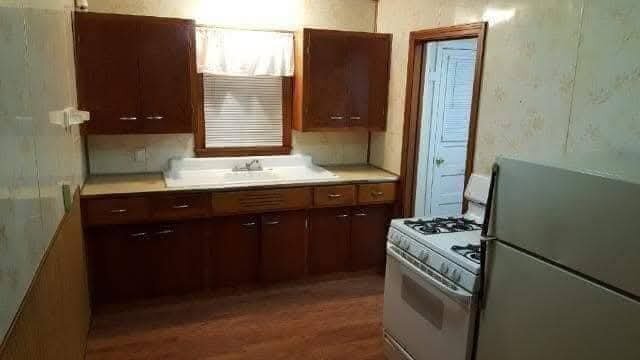 Photo - 307 E 5th St Unit 307